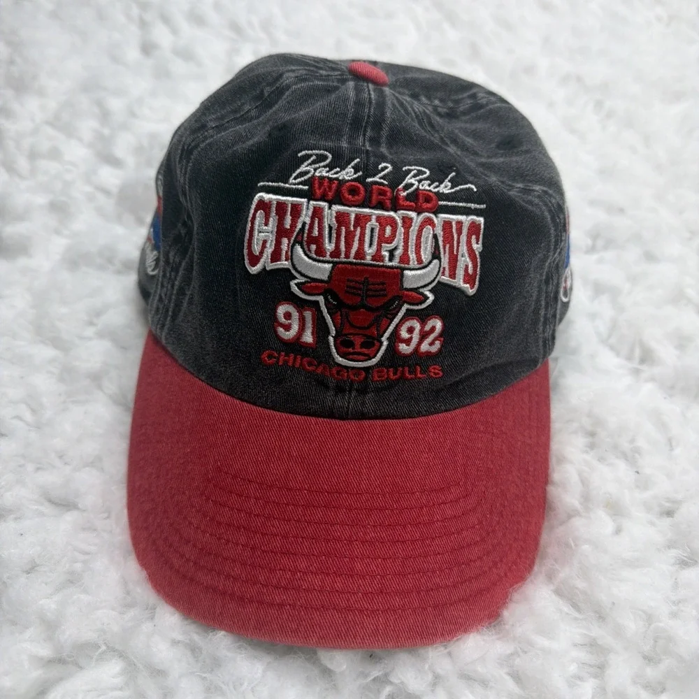 Mitchell & Ness HWC CHICAGO BULLS 1991-92 World Champions Buckle Strap Cap Denim